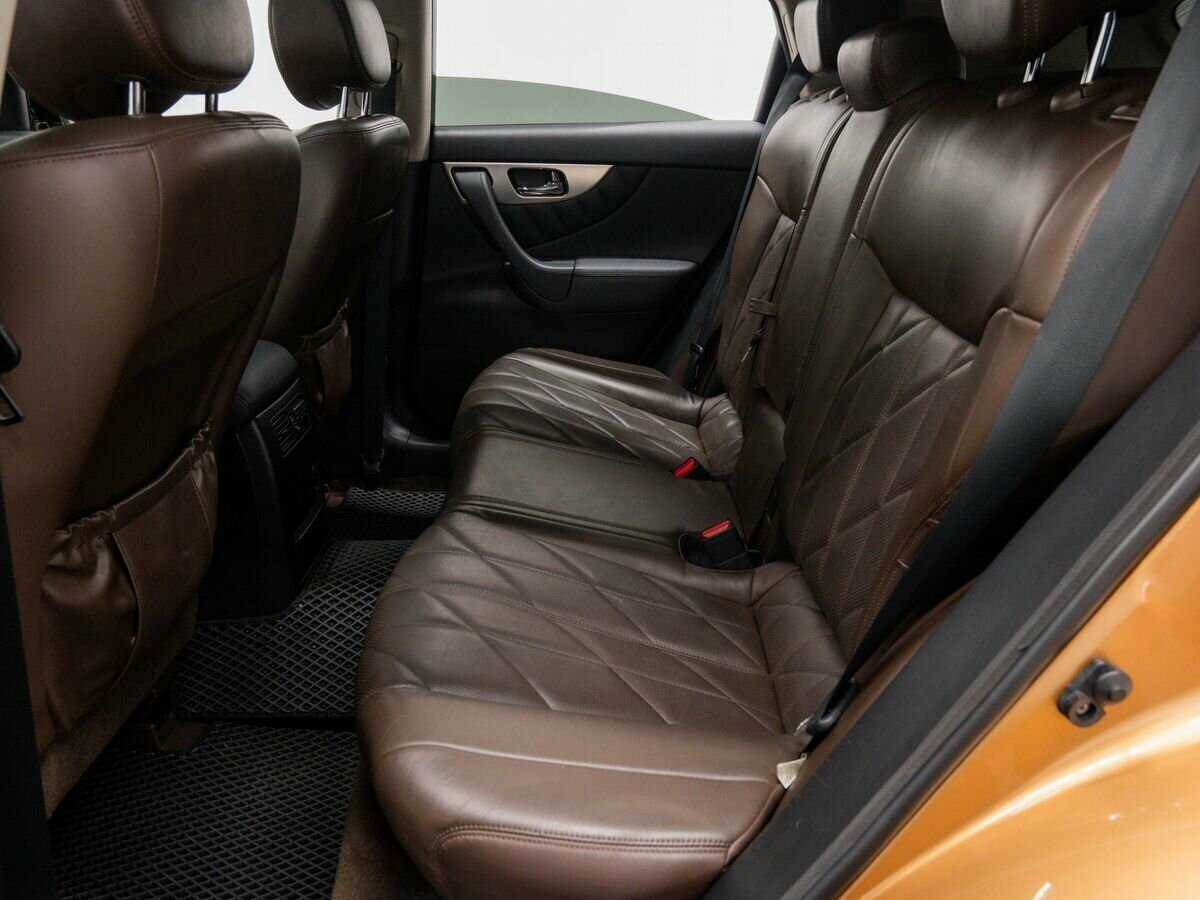 Infiniti FX 2009 года с пробегом. Фото: #11