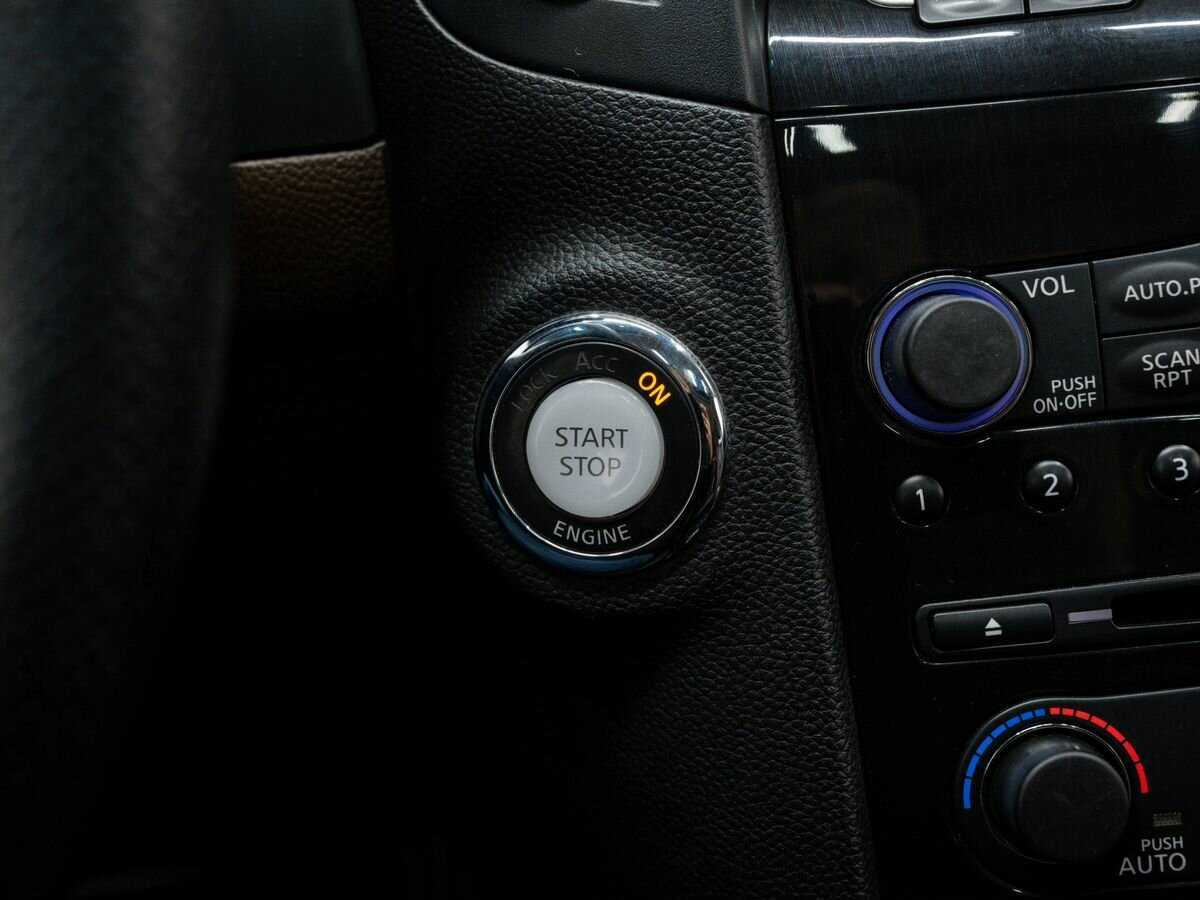 Infiniti FX 2009 года с пробегом. Фото: #20