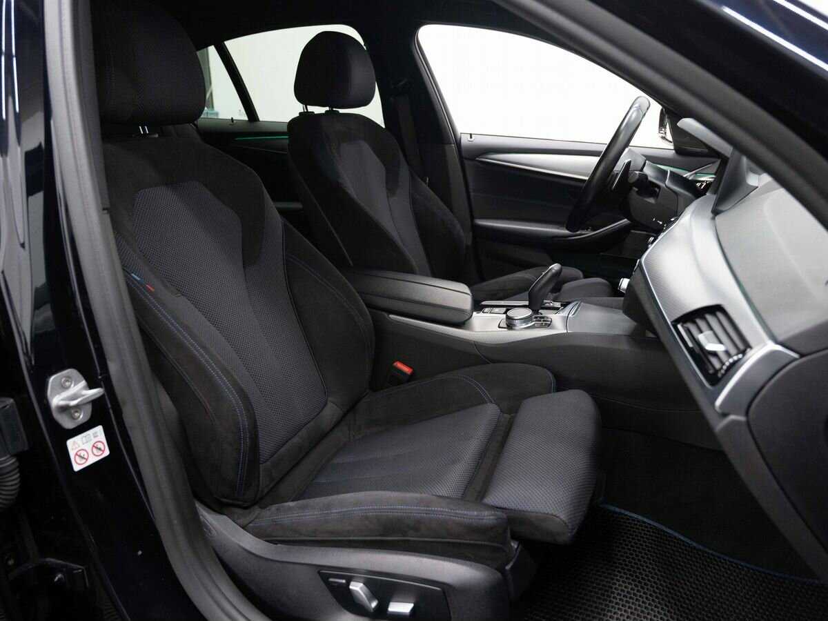BMW 5 серии 2018 года с пробегом. Фото: #11