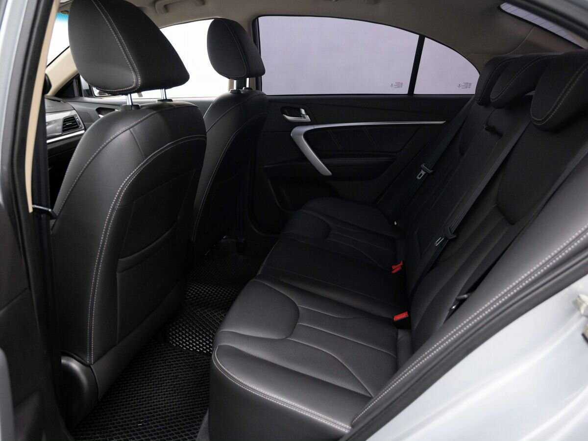 Geely Emgrand 7 2020 года с пробегом. Фото: #8