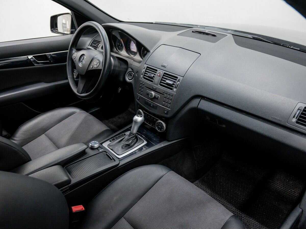 Mercedes-Benz C-Класс 2010 года с пробегом. Фото: #6