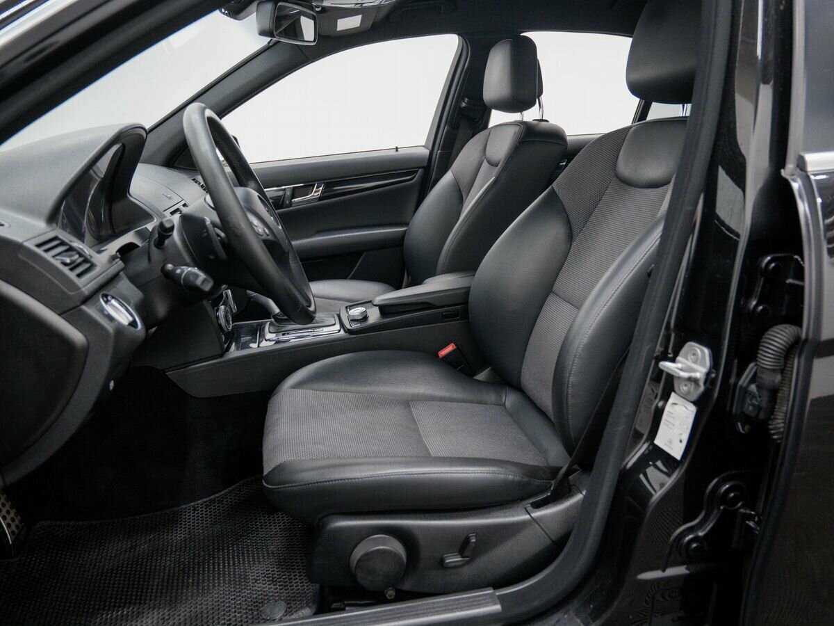 Mercedes-Benz C-Класс 2010 года с пробегом. Фото: #13