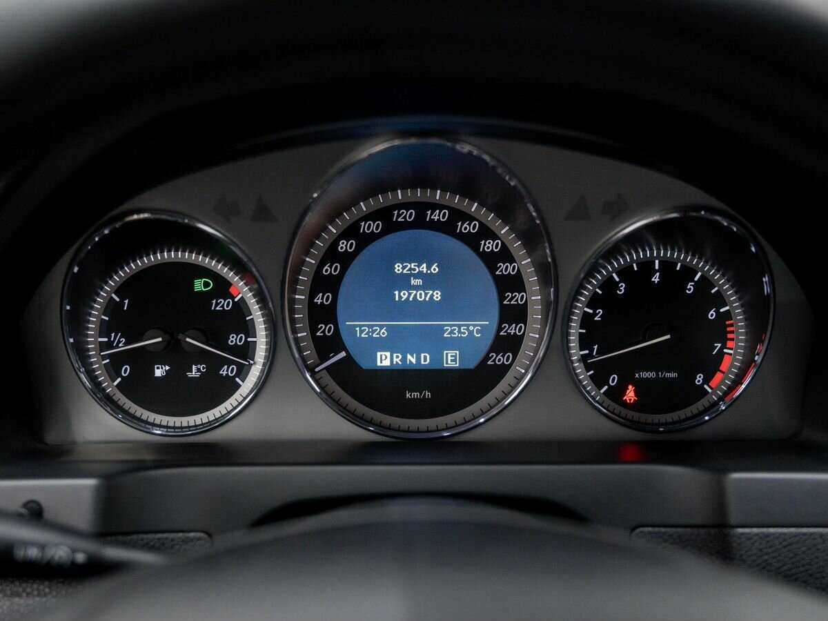 Mercedes-Benz C-Класс 2010 года с пробегом. Фото: #20