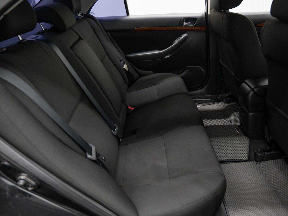 Toyota Avensis 2008 года с пробегом. Фото: #8