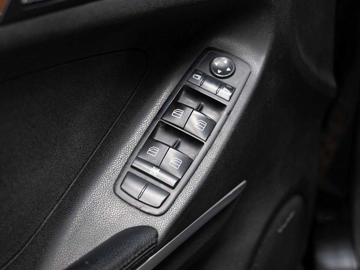 Mercedes-Benz M-Класс 2007 года с пробегом. Фото: #17