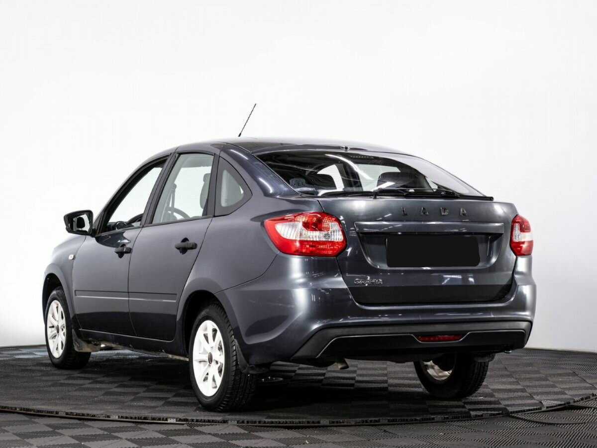 Б/У Лада (ВАЗ) Гранта 2018 года. Фото: #5