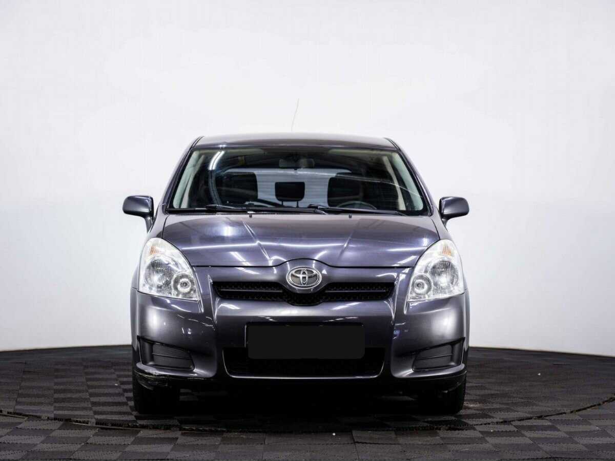 Toyota Corolla Verso 2008 года с пробегом. Фото: #1