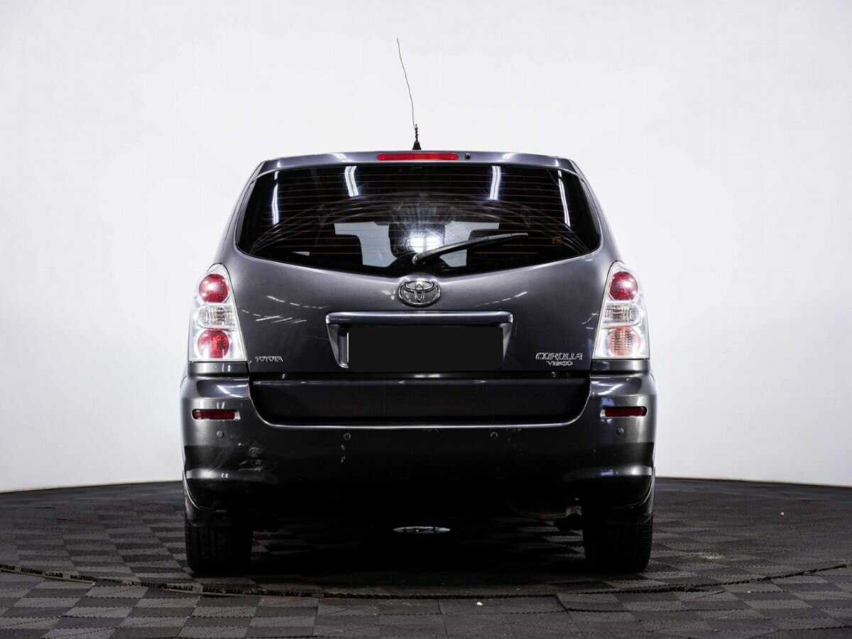 Toyota Corolla Verso 2008 года с пробегом. Фото: #4