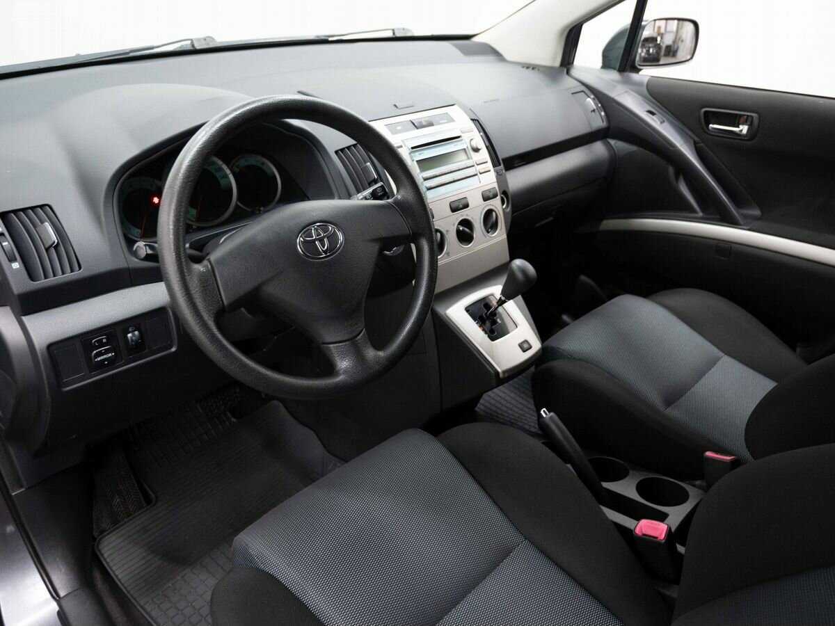 Toyota Corolla Verso 2008 года с пробегом. Фото: #6