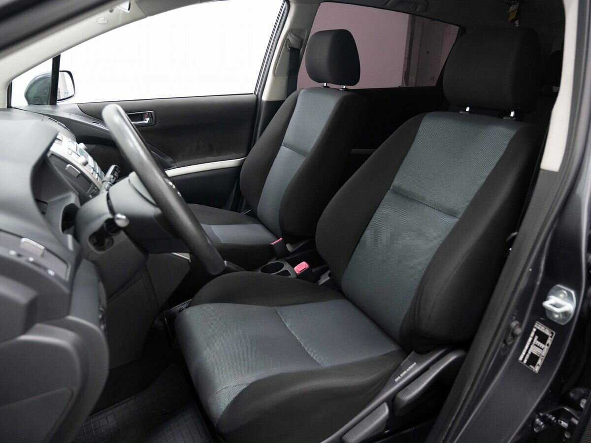 Toyota Corolla Verso 2008 года с пробегом. Фото: #7