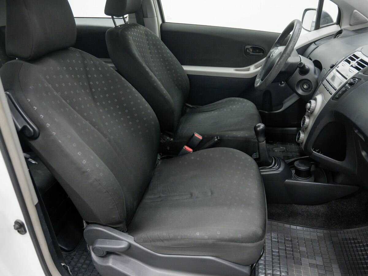Toyota Yaris 2008 года с пробегом. Фото: #7