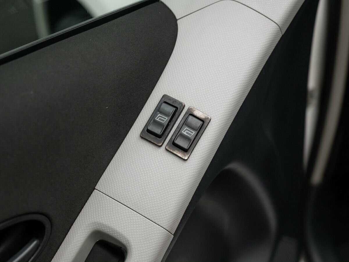 Toyota Yaris 2008 года с пробегом. Фото: #13