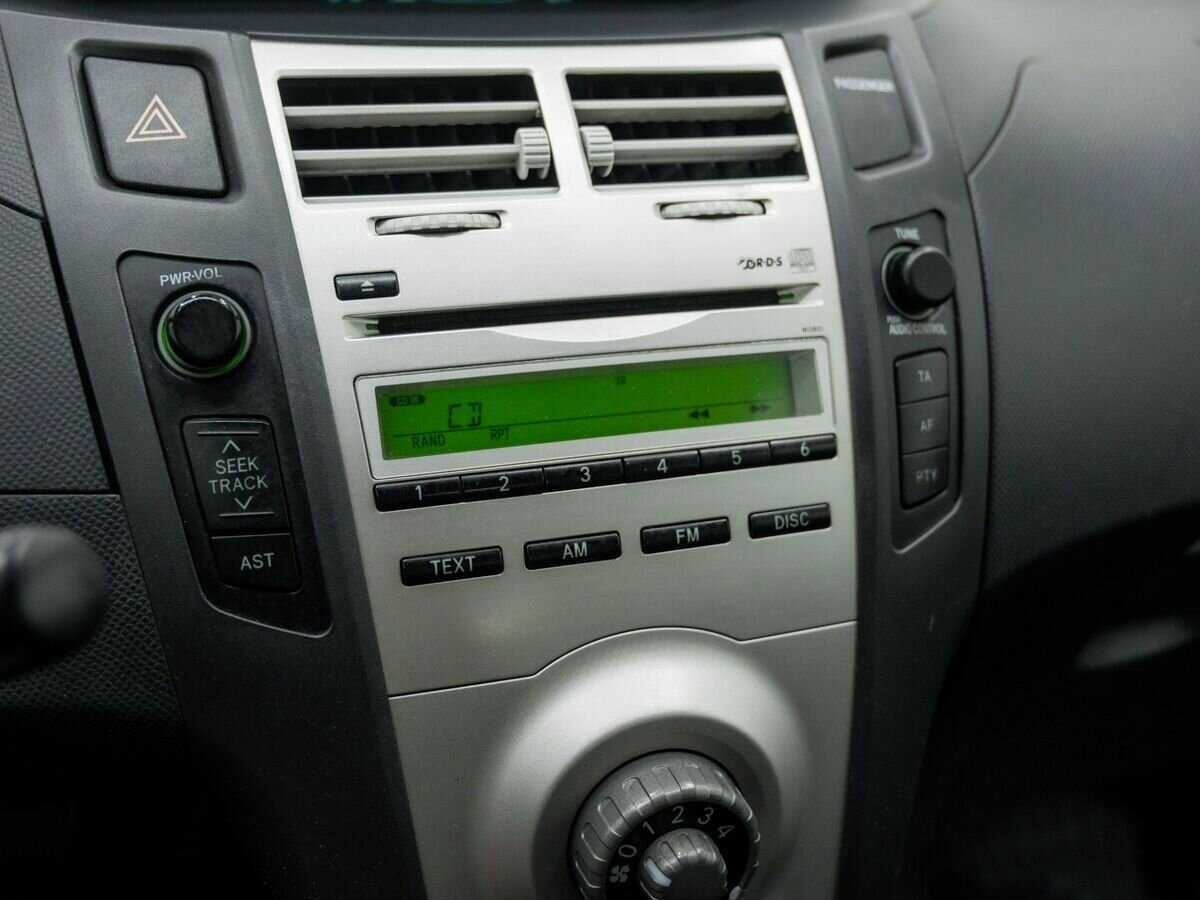 Toyota Yaris 2008 года с пробегом. Фото: #17