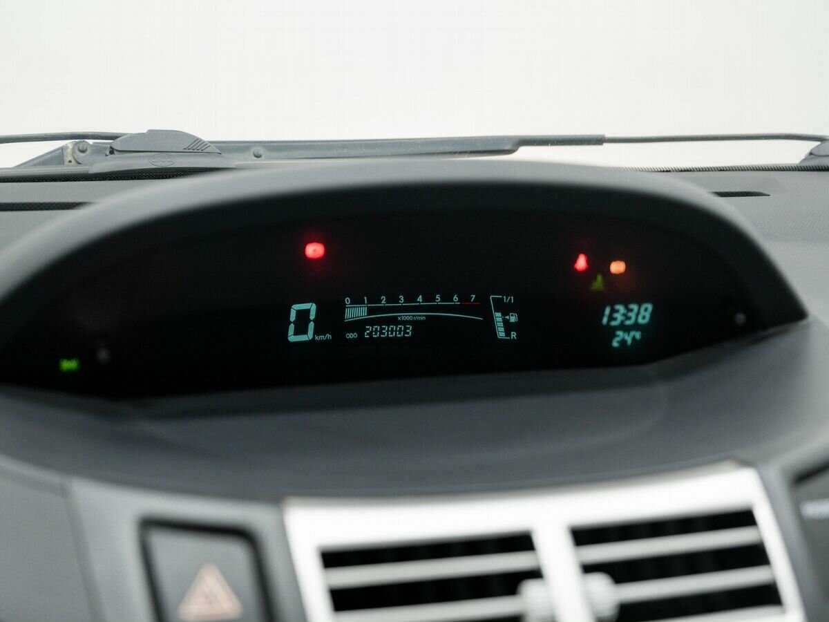 Toyota Yaris 2008 года с пробегом. Фото: #18