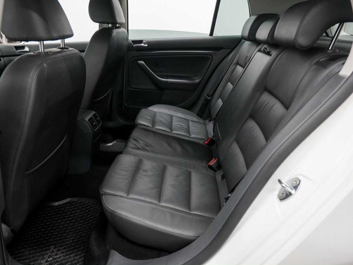 Volkswagen Golf 2008 года с пробегом. Фото: #11