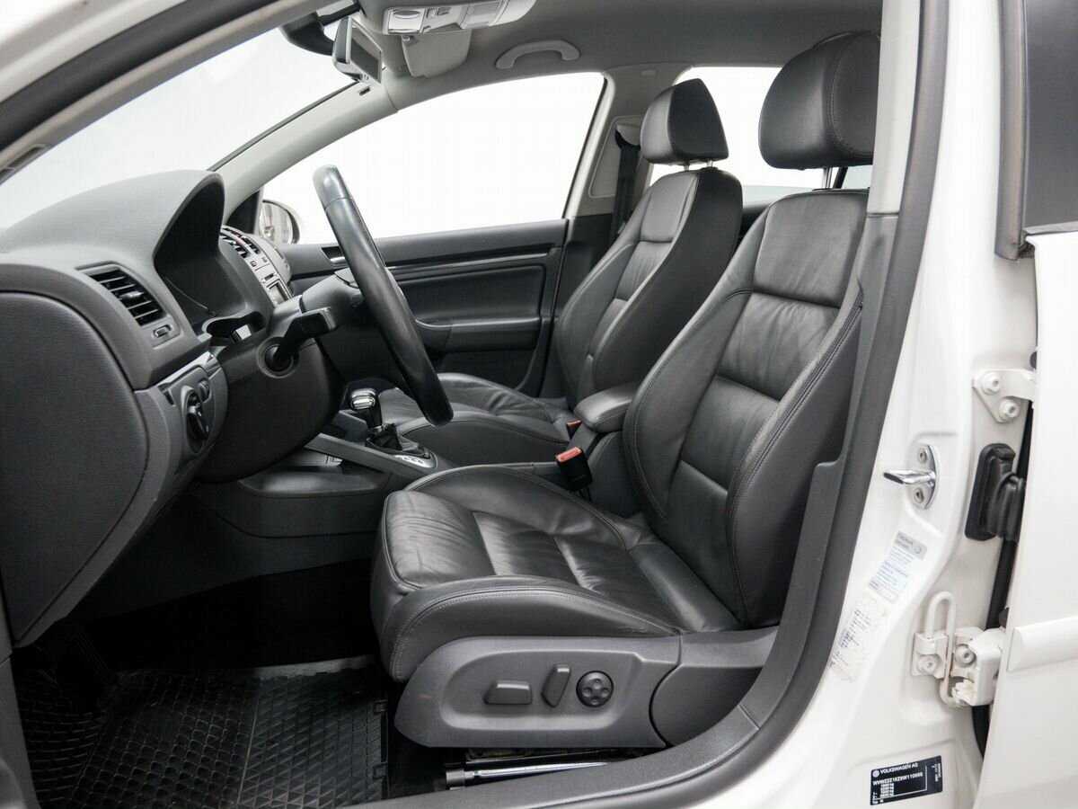 Volkswagen Golf 2008 года с пробегом. Фото: #13