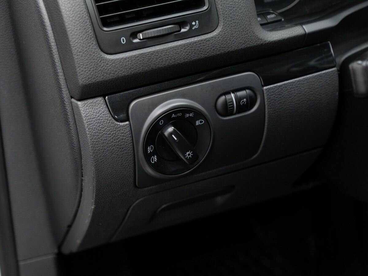 Volkswagen Golf 2008 года с пробегом. Фото: #15