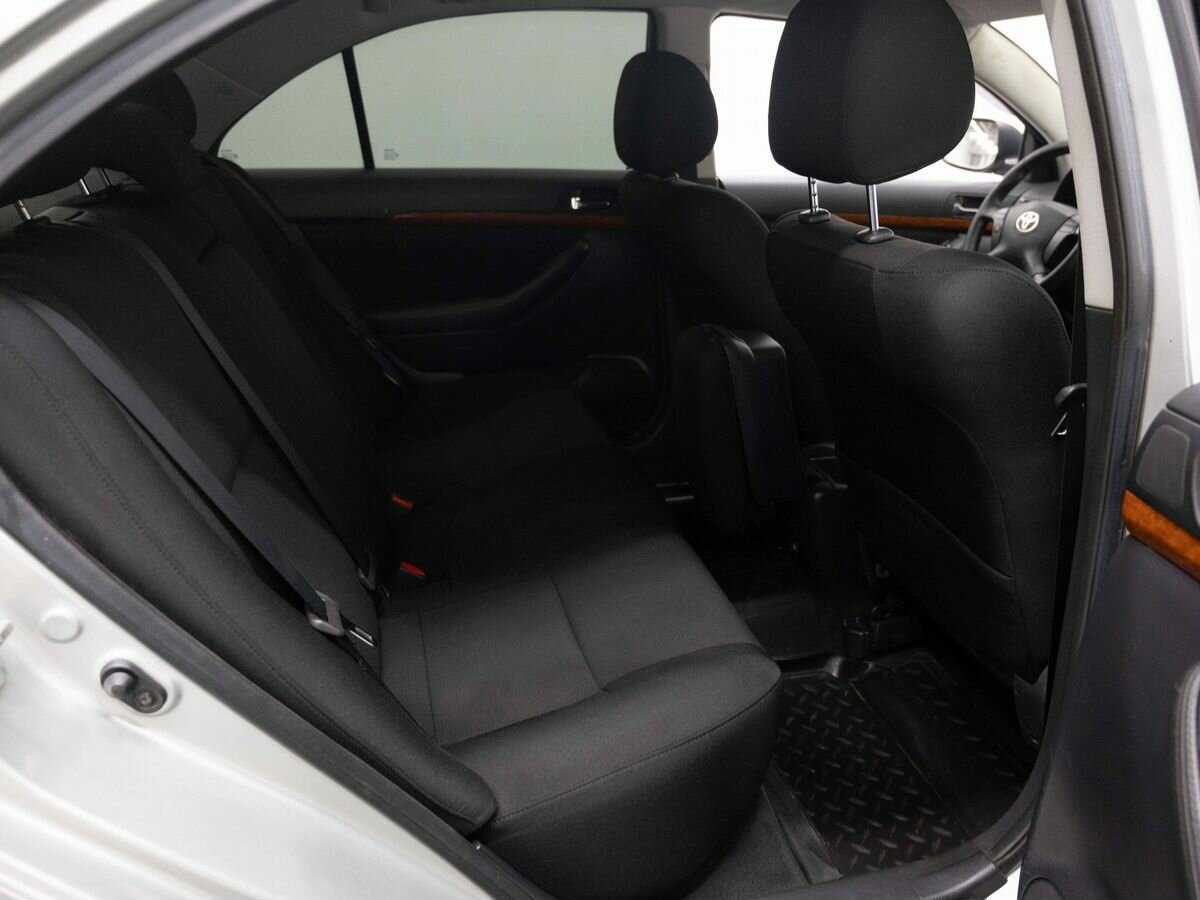 Toyota Avensis 2007 года с пробегом. Фото: #9