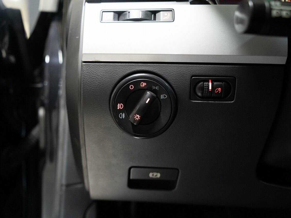 Volkswagen Touareg 2008 года с пробегом. Фото: #14