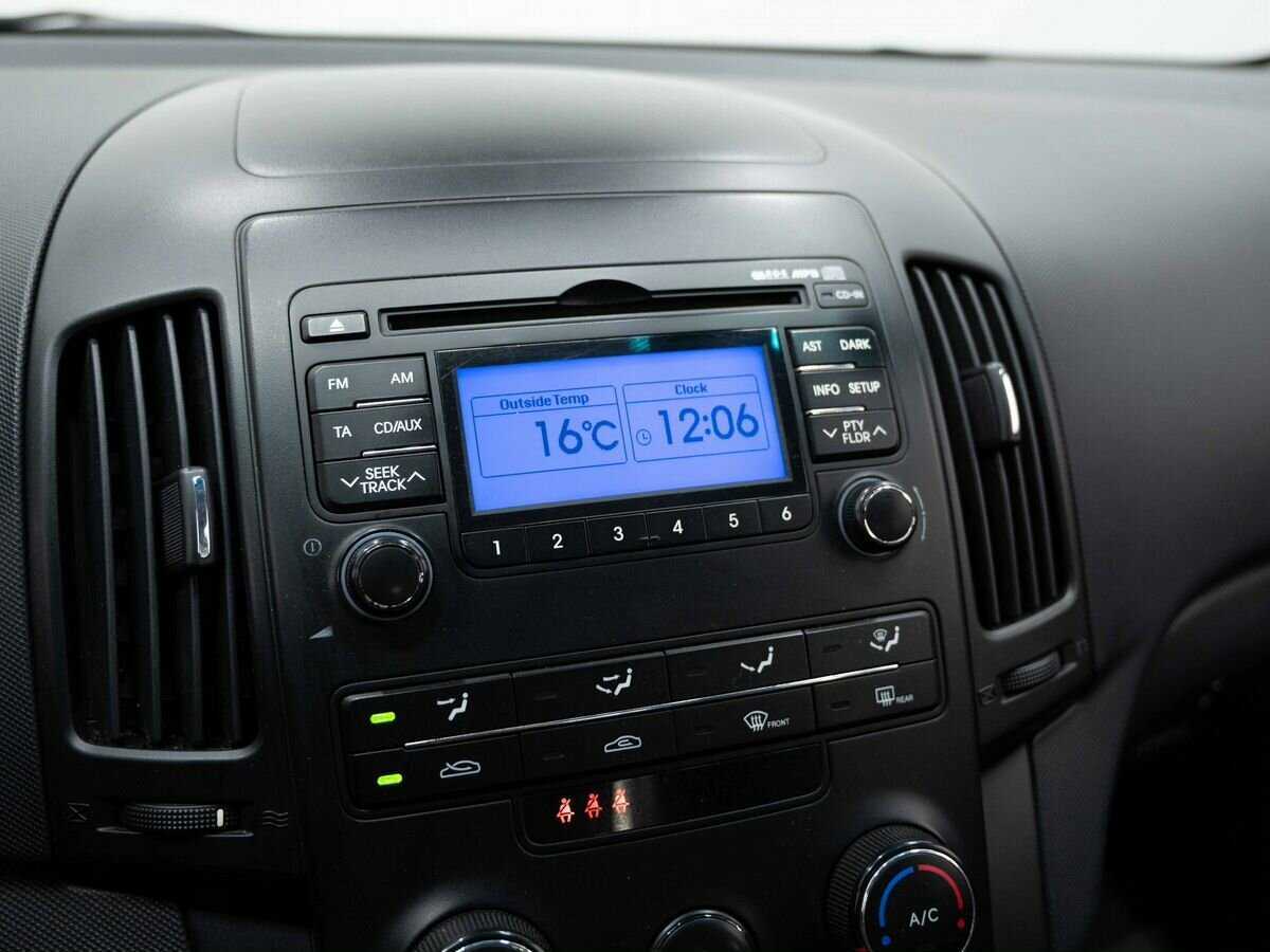 Hyundai i30 2010 года с пробегом. Фото: #16