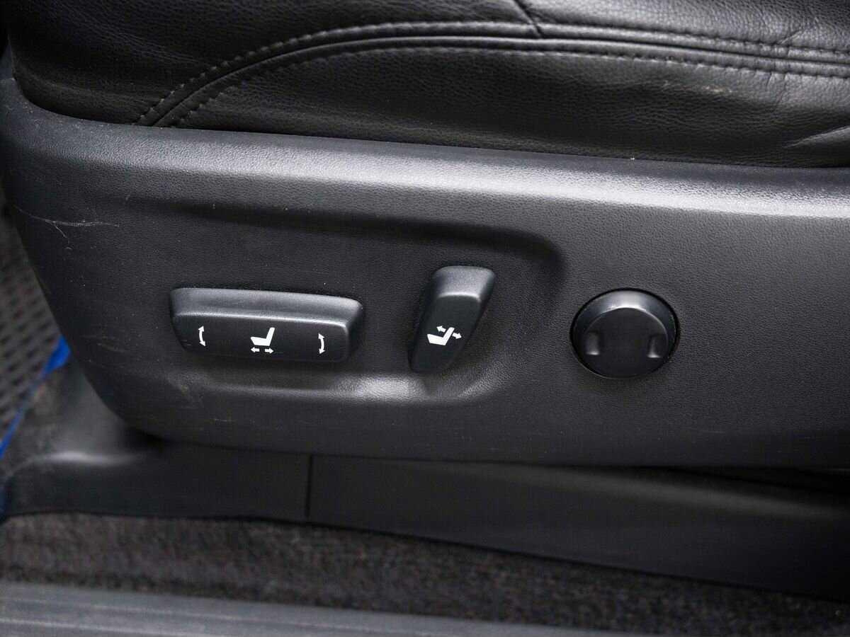 Toyota Land Cruiser Prado 2018 года с пробегом. Фото: #18