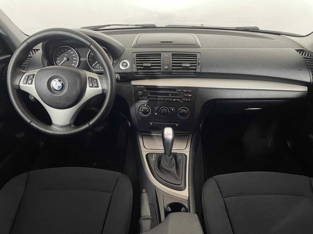 BMW 1 серии 2010 года с пробегом. Фото: #5