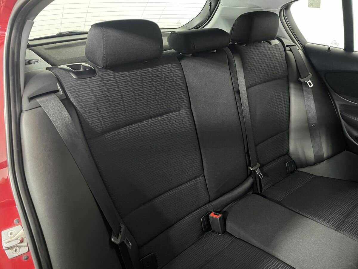 BMW 1 серии 2010 года с пробегом. Фото: #13