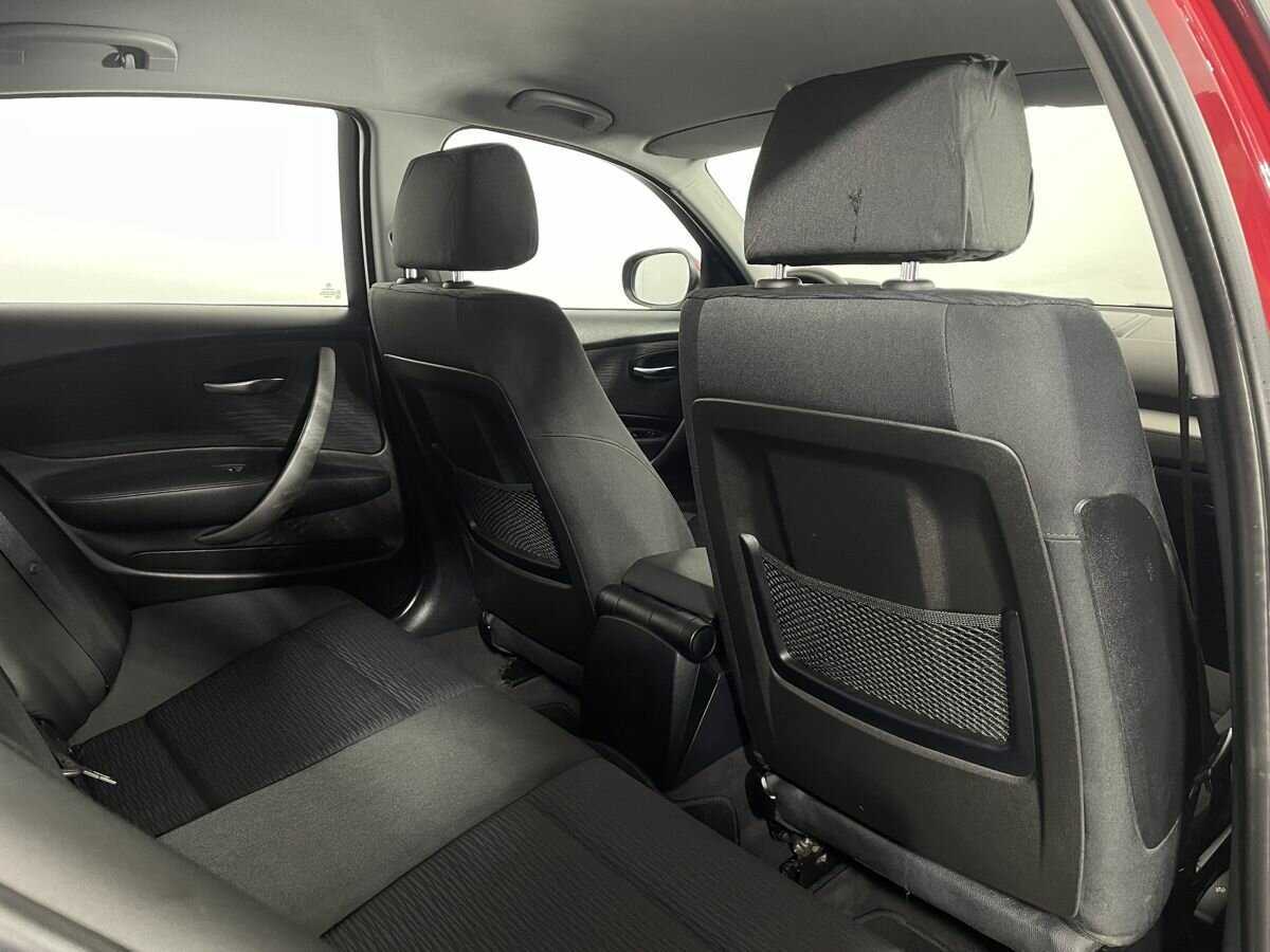 BMW 1 серии 2010 года с пробегом. Фото: #14