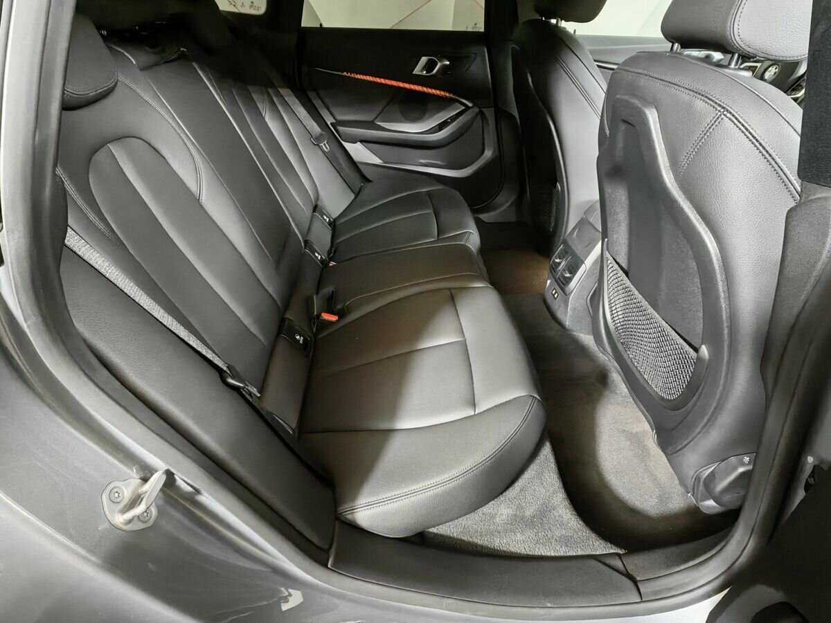 BMW 2 серии 2021 года с пробегом. Фото: #11