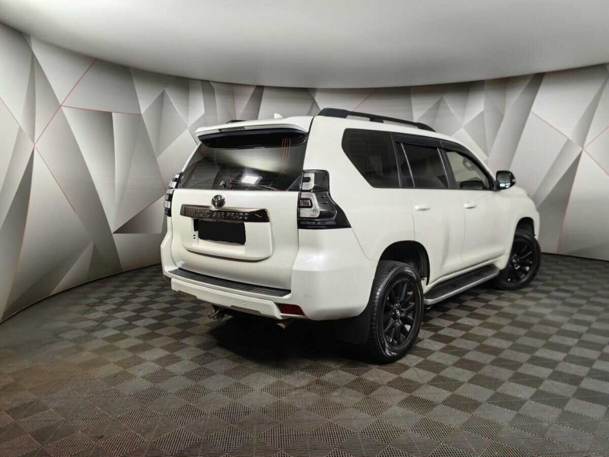 Toyota Land Cruiser Prado 2020 года с пробегом. Фото: #1