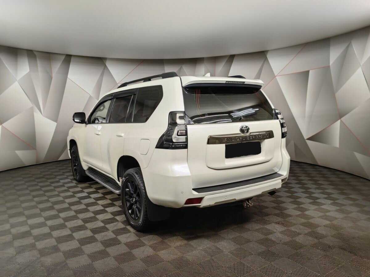Toyota Land Cruiser Prado 2020 года с пробегом. Фото: #3