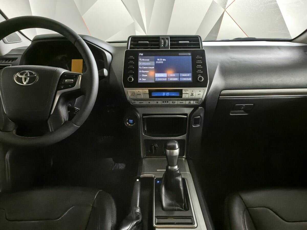 Toyota Land Cruiser Prado 2020 года с пробегом. Фото: #10
