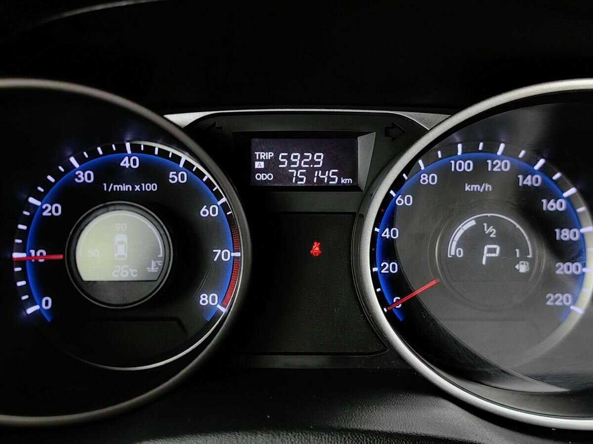 Б/У Хендай ай-икс35 2013 года. Фото: #13