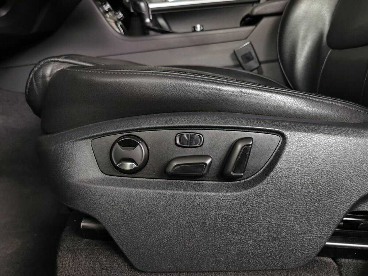 Volkswagen Touareg 2011 года с пробегом. Фото: #15