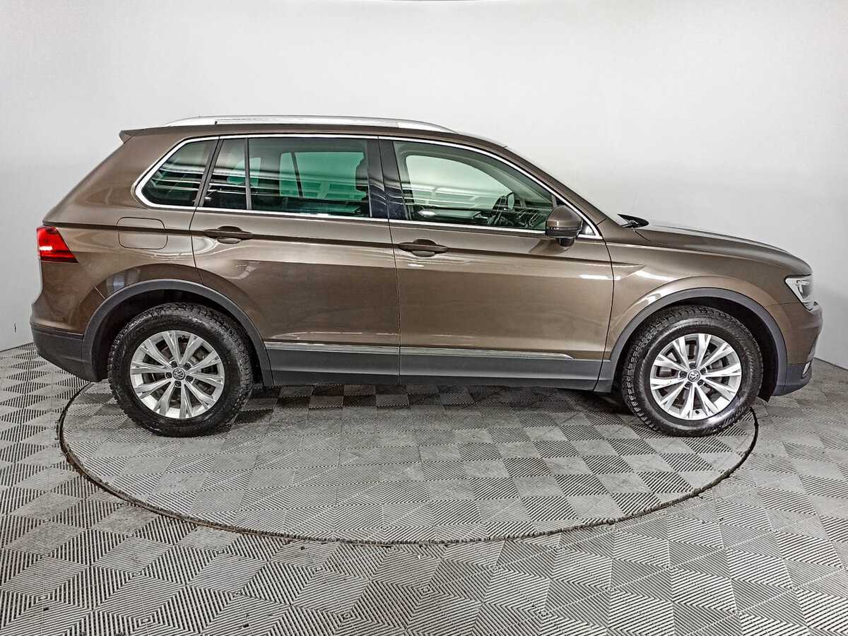 Volkswagen Tiguan 2017 года с пробегом. Фото: #3
