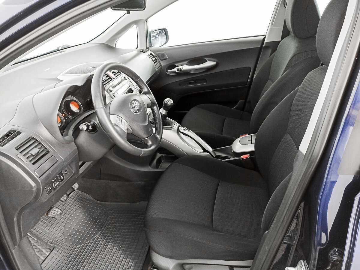 Toyota Auris 2008 года с пробегом. Фото: #13