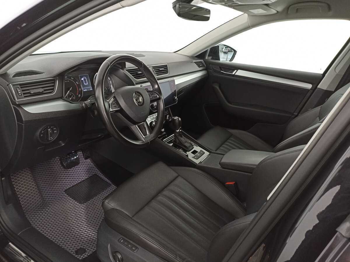Skoda Superb 2018 года с пробегом. Фото: #13