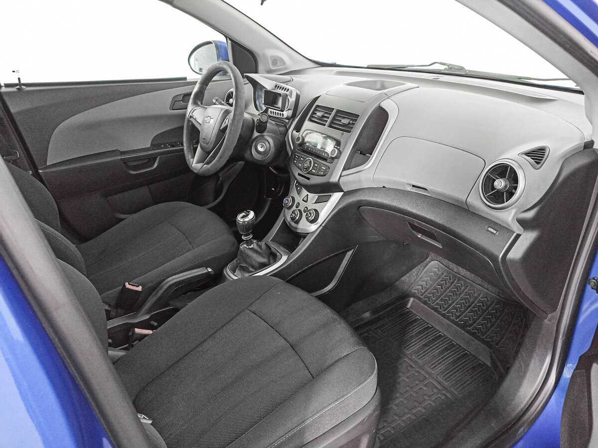 Б/У Шевроле Авео 2012 года. Фото: #8