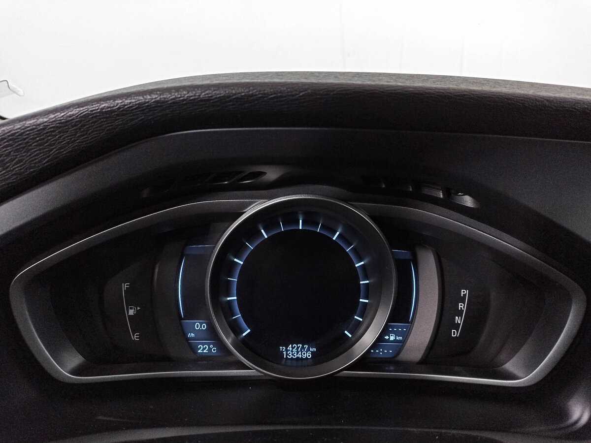 Volvo V40 Cross Country 2013 года с пробегом. Фото: #8