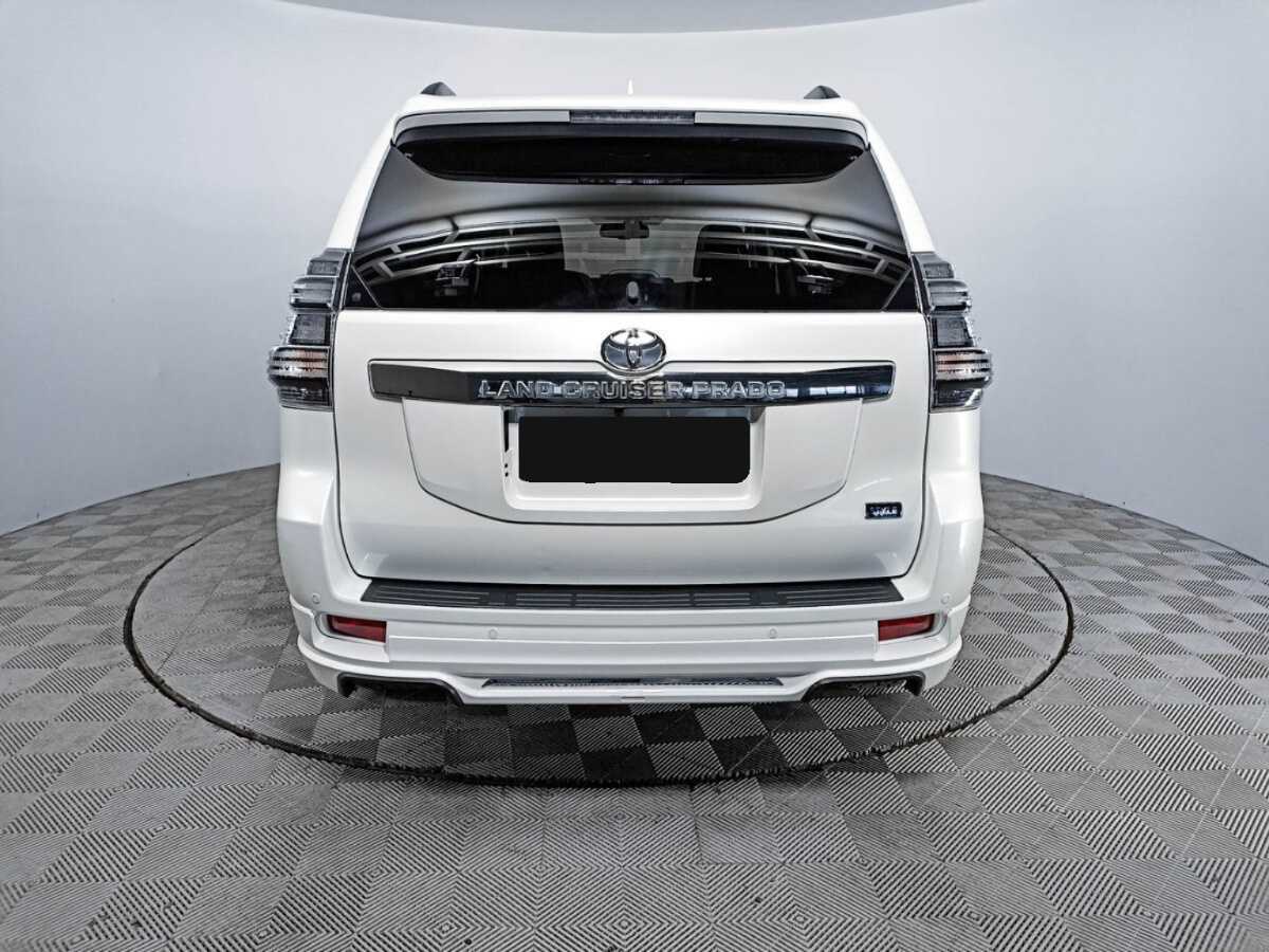 Toyota Land Cruiser Prado 2017 года с пробегом. Фото: #5