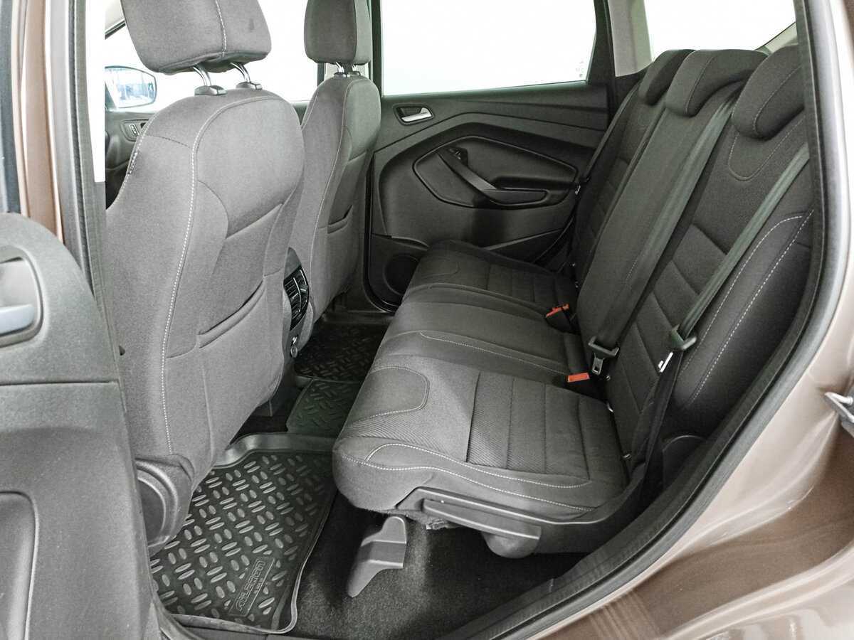 Б/У Форд Куга 2013 года. Фото: #9