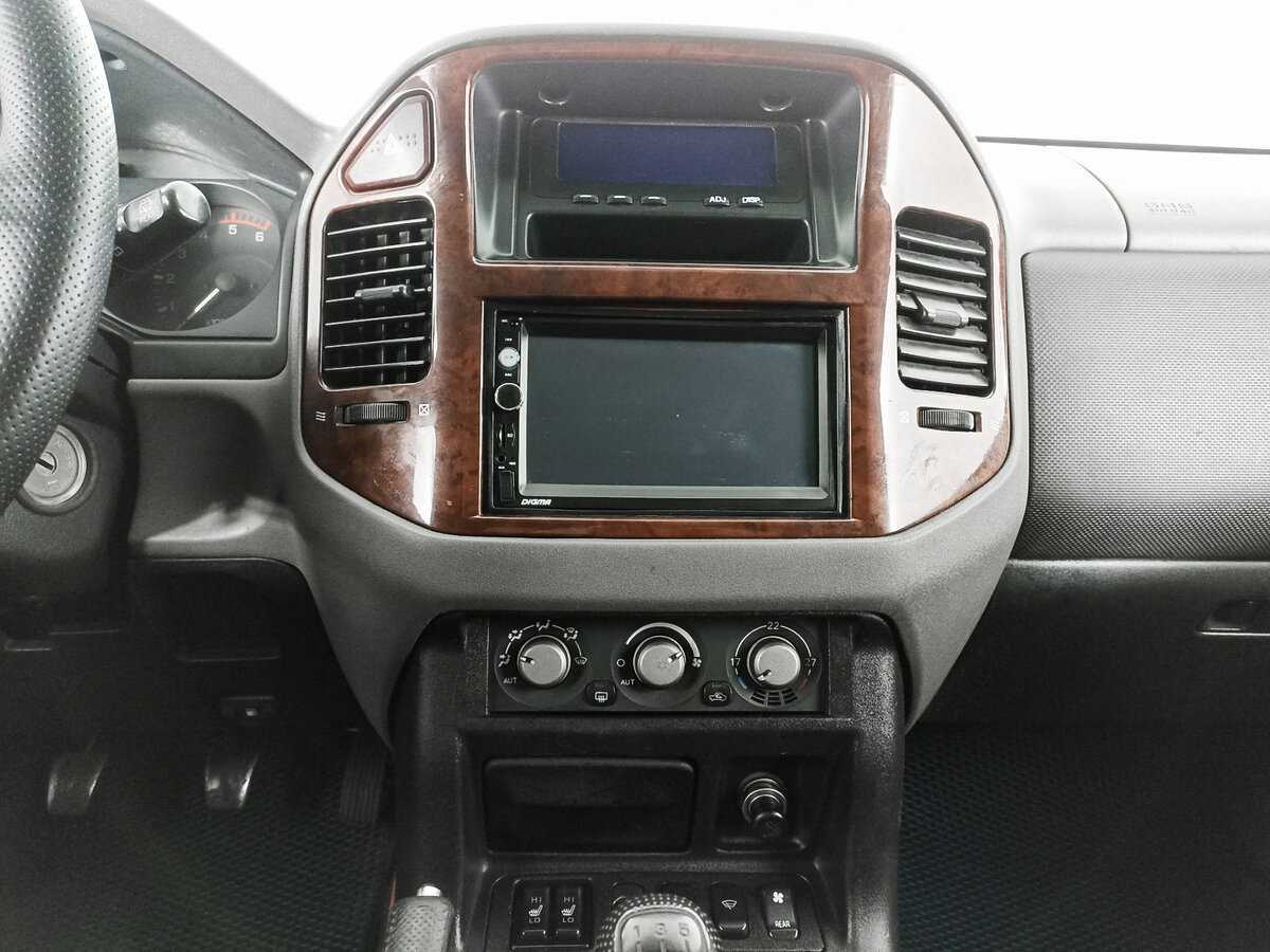 Mitsubishi Pajero 2005 года с пробегом. Фото: #8