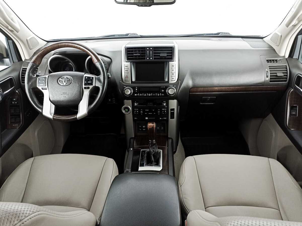 Toyota Land Cruiser Prado 2013 года с пробегом. Фото: #9