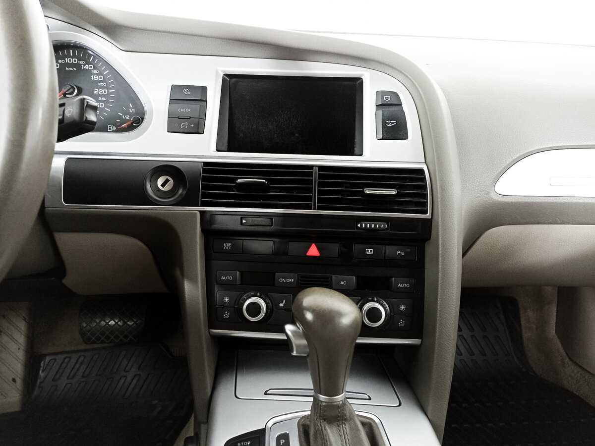 Audi A6 2010 года с пробегом. Фото: #12