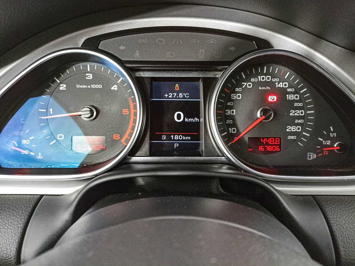 Audi Q7 2010 года с пробегом. Фото: #10