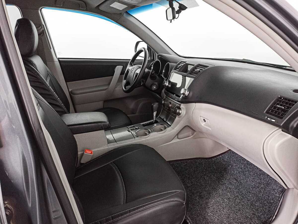 Toyota Highlander 2011 года с пробегом. Фото: #8