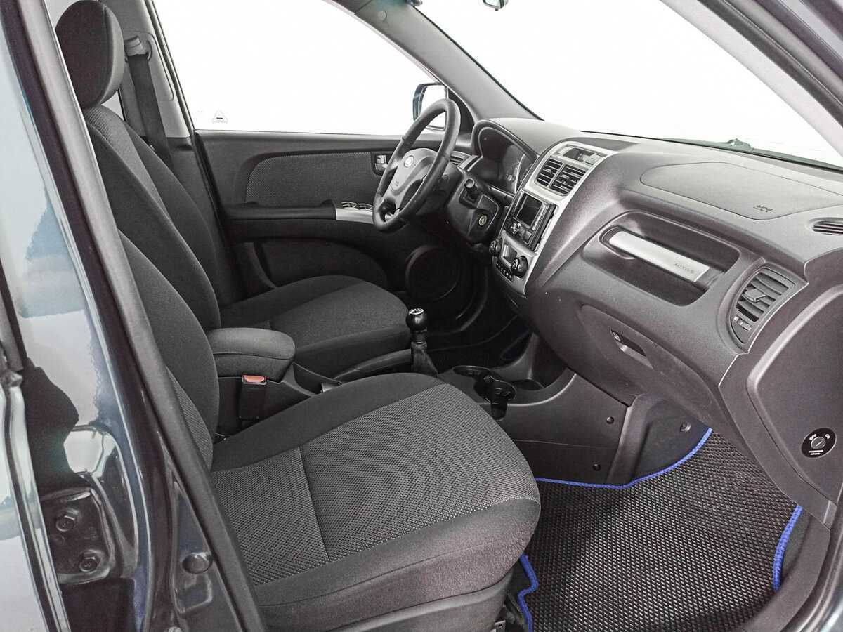 Kia Sportage 2009 года с пробегом. Фото: #8