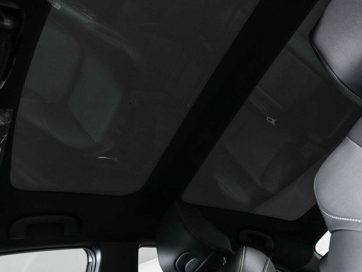 Toyota Camry 2024 года с пробегом. Фото: #20