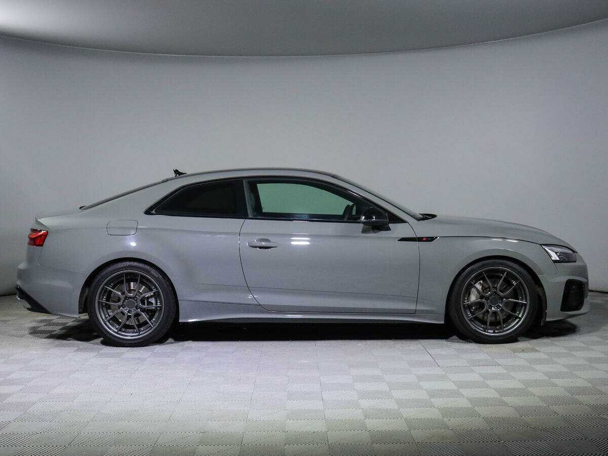 Audi A5 2021 года с пробегом. Фото: #2