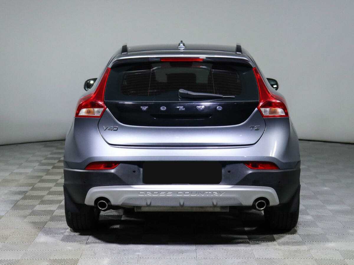 Volvo V40 Cross Country 2019 года с пробегом. Фото: #3